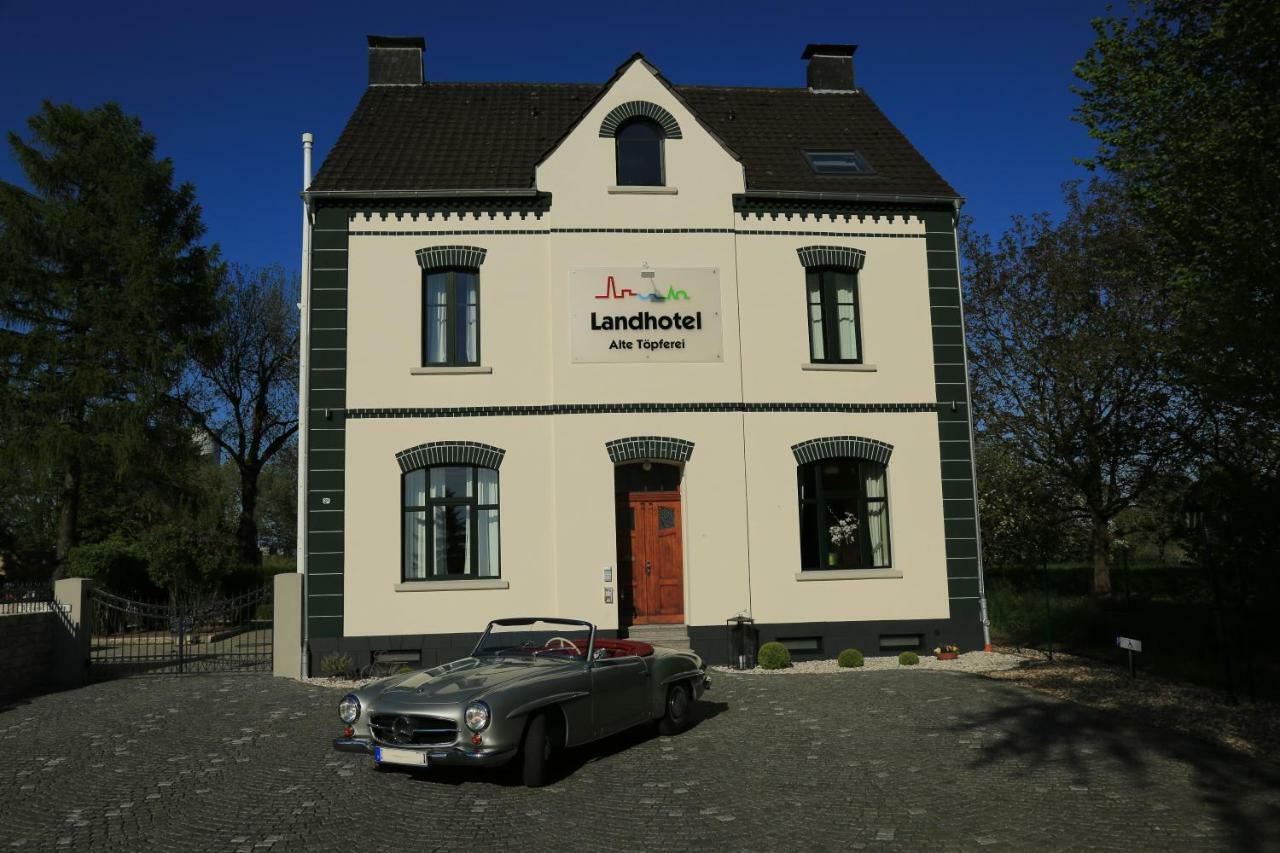 Landhotel Alte Toepferei Duisburg Exterior photo